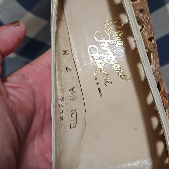 Rodina Ferragamo Schiavone heels 7M - Picture 4 of 8